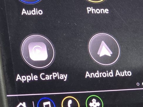 Used 2022 Chevrolet Equinox LT w/ LPO, Floor Liner Package image 3