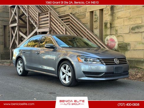 Used 2013 Volkswagen Passat 2.5 SE image 1