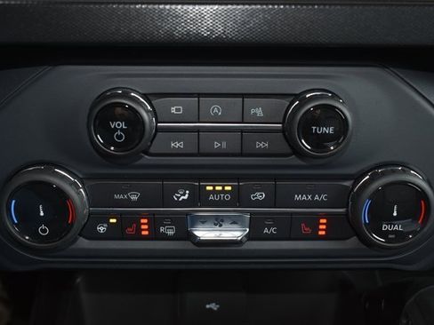 Used 2022 Ford Bronco Raptor image 30