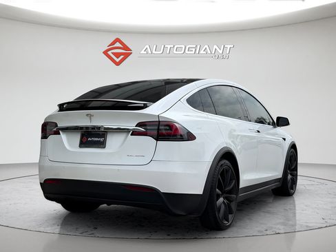 Used 2020 Tesla Model X Long Range AWD/4WD image 18