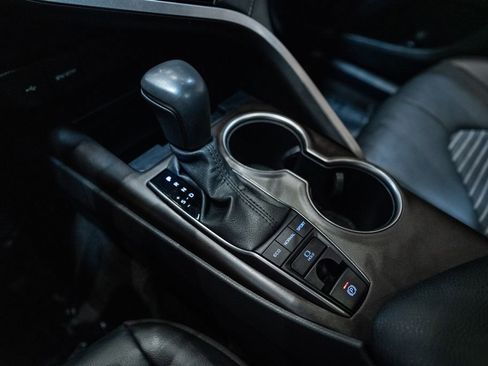 Certified 2023 Toyota Camry SE w/ Convenience Package image 27