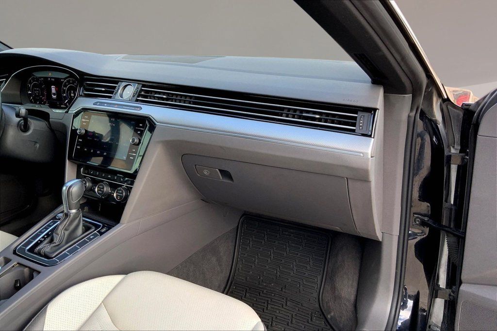 Used 2019 Volkswagen Arteon SEL Premium AWD/4WD image 17