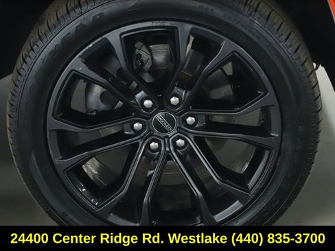 Used 2022 Jeep Grand Wagoneer Series II image 10