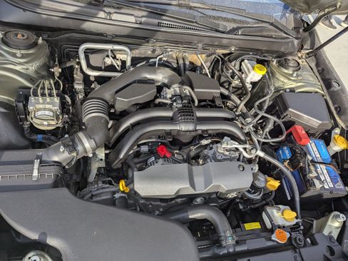 Used 2018 Subaru Outback 2.5i Premium AWD/4WD image 48