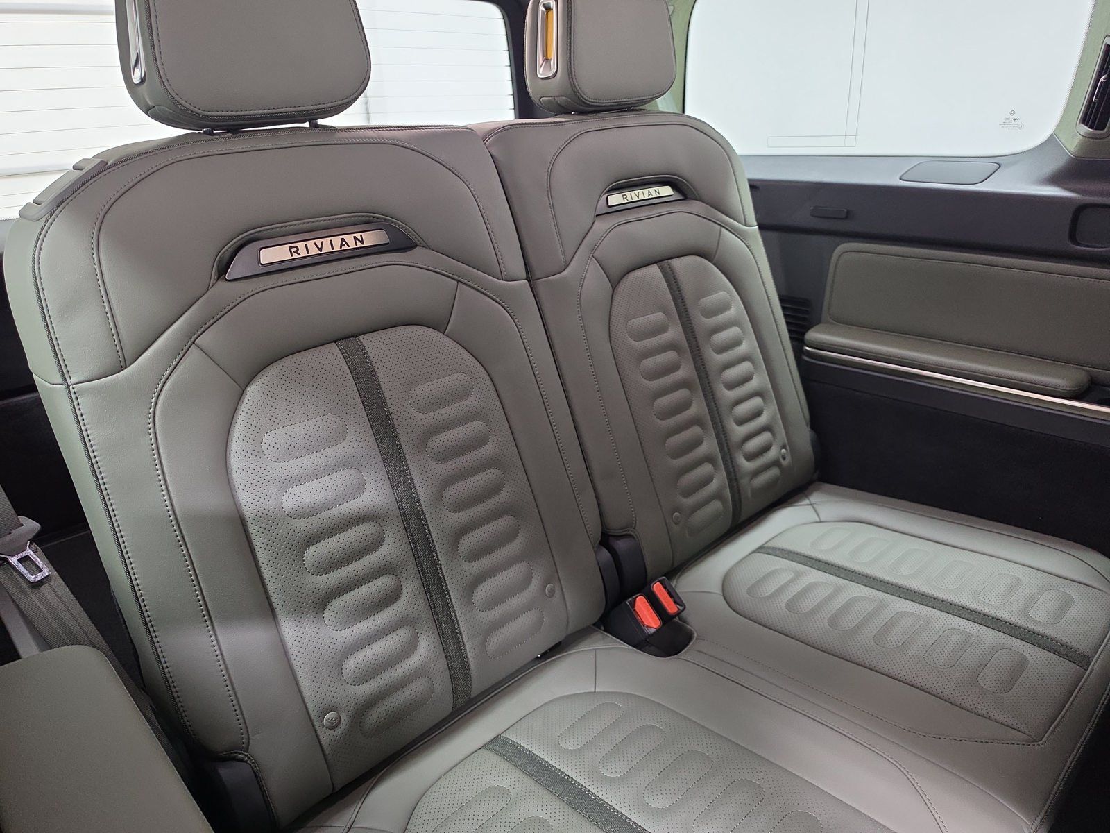 Used 2023 Rivian R1S Adventure Quad AWD/4WD image 25