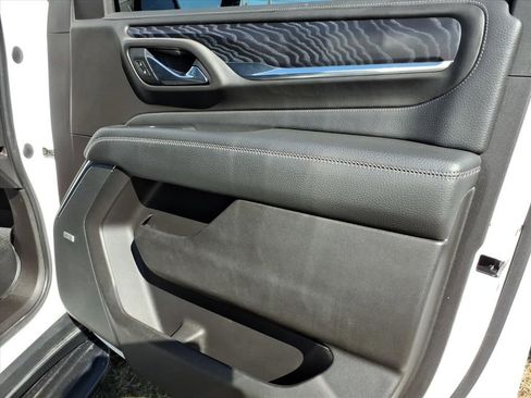 Used 2021 GMC Yukon Denali image 12