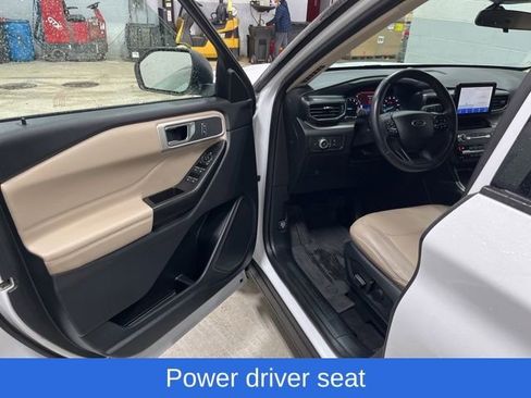 Used 2020 Ford Explorer XLT w/ Equipment Group 202A image 13