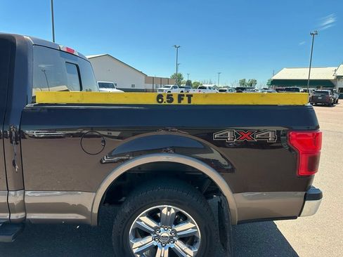 Used 2018 Ford F150 Lariat w/ Equipment Group 502A Luxury AWD/4WD image 41