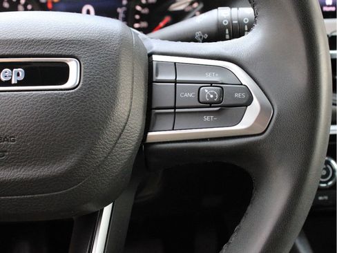 Certified 2022 Jeep Compass Latitude AWD/4WD image 17
