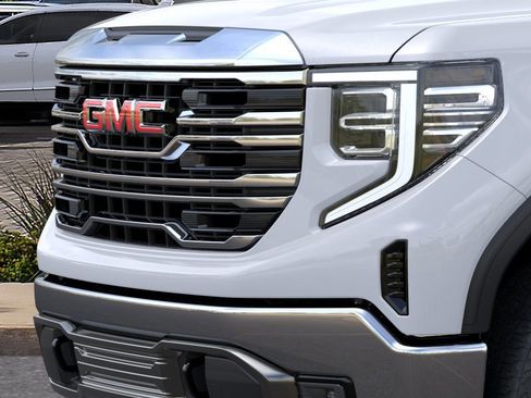 New 2026 GMC Sierra 1500 SLT w/ SLT Premium Package AWD/4WD image 13