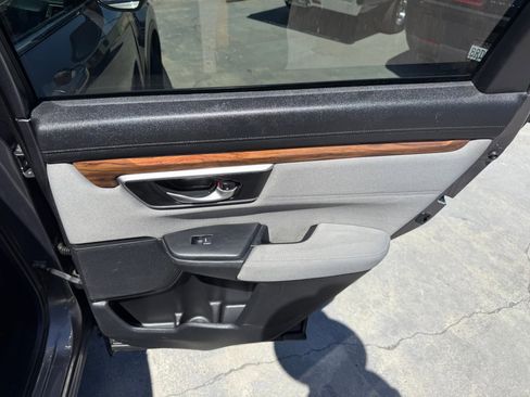 Used 2019 Honda CR-V EX image 16