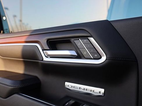 Used 2024 GMC Sierra 1500 Denali w/ Denali Reserve Package image 23