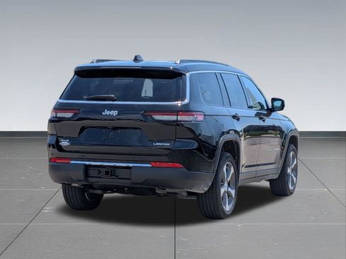 Used 2025 Jeep Grand Cherokee L Limited w/ Trailer Tow Package AWD/4WD image 5