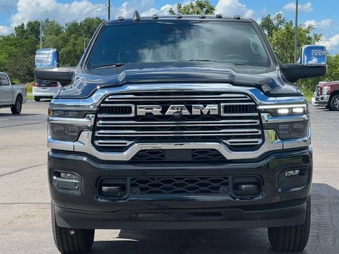 Used 2025 RAM 2500 Laramie AWD/4WD image 55