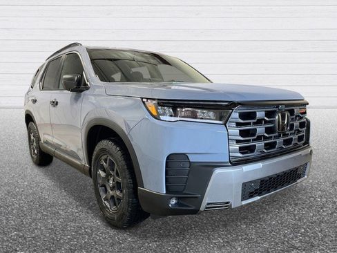 New 2026 Honda Pilot TrailSport image 10