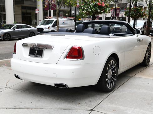 Used 2020 Rolls-Royce Dawn image 5