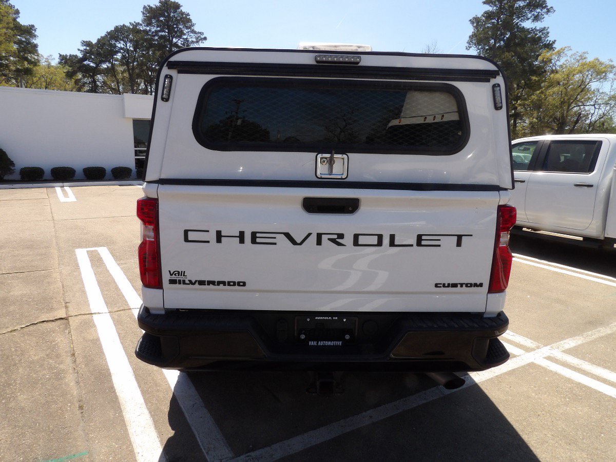 Used 2023 Chevrolet Silverado 2500 Custom w/ Infotainment Package AWD/4WD image 3