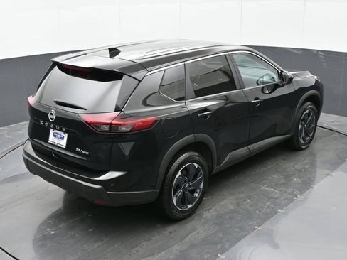 Used 2024 Nissan Rogue SV AWD/4WD image 34