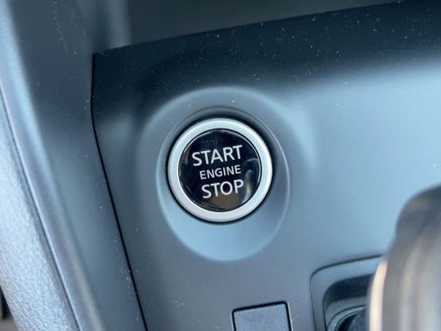 New 2025 Nissan Kicks Play S image 24