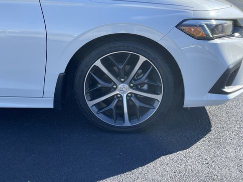 Certified 2024 Honda Civic Touring image 33