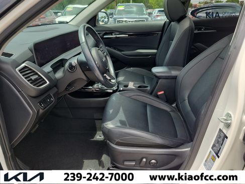 Certified 2024 Kia Seltos EX AWD/4WD image 21