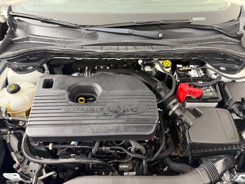 Used 2020 Ford Escape Titanium AWD/4WD image 21
