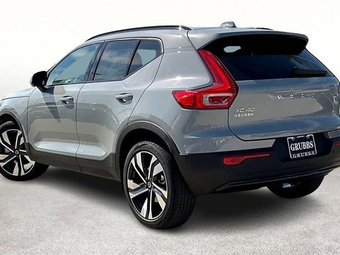 New 2026 Volvo XC40 B4 Plus w/ Protection Package Premier image 6
