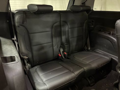 Used 2018 GMC Acadia SLT image 21