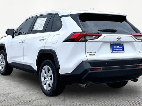 Used 2025 Toyota RAV4 LE AWD/4WD image 13