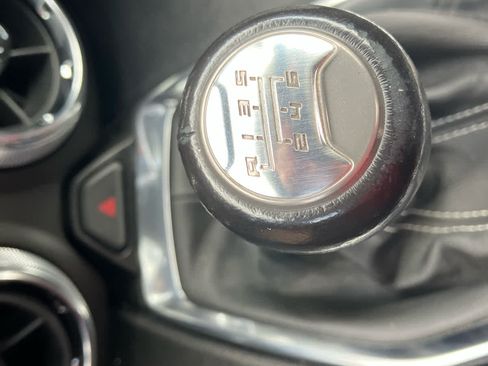 Used 2020 Chevrolet Camaro LS RWD image 27