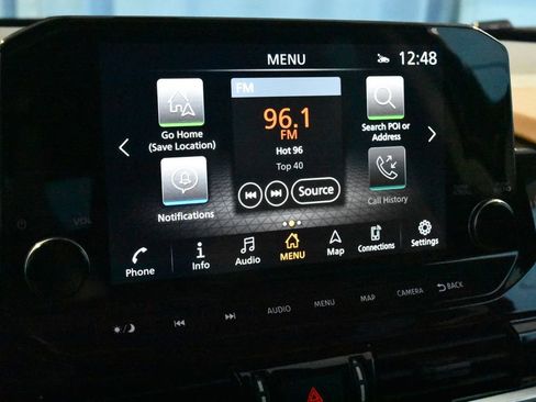 Certified 2025 Nissan Pathfinder Platinum w/ Lighting Package (N92) image 10