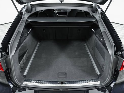 Used 2024 Audi RS 6 performance w/ Matte Carbon Package image 89