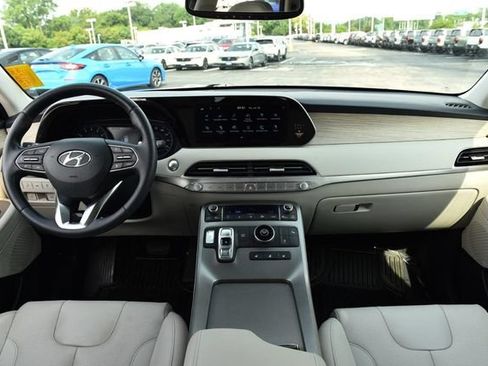Used 2022 Hyundai Palisade SEL w/ 8P Bench Seat Package FWD image 7