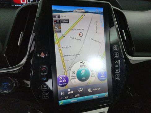 Used 2019 Toyota Prius Prime Premium image 28