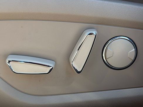 Used 2022 Lincoln Nautilus Reserve AWD/4WD image 20