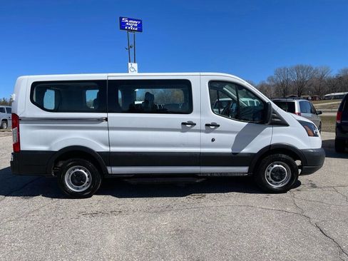 Used 2019 Ford Transit 150 XL image 10