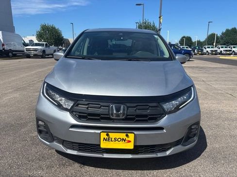 Used 2025 Honda Odyssey EX-L image 2