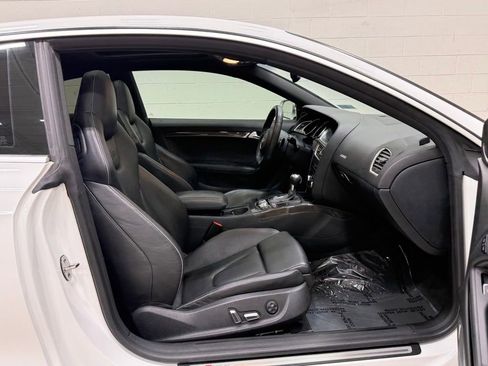 Used 2013 Audi RS 5 Coupe w/ Audi MMI Navigation Plus Pkg AWD/4WD image 41