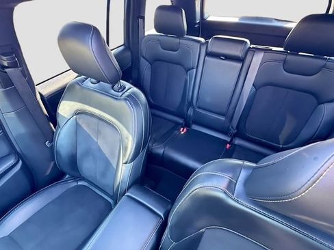 Used 2024 Jeep Grand Cherokee Altitude image 21