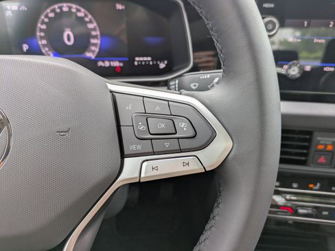 New 2026 Volkswagen Jetta SE FWD image 27