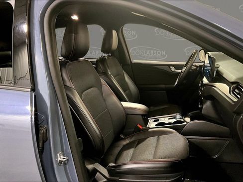 Certified 2024 Ford Escape ST-Line w/ Tech Pack #1 AWD/4WD image 17