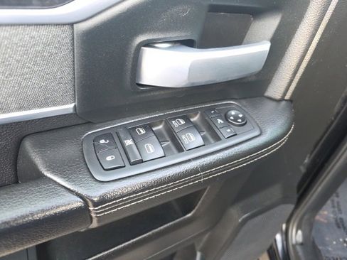 Used 2019 RAM 3500 Big Horn image 20