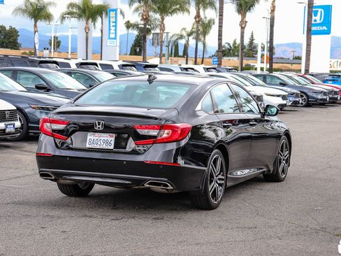 Certified 2018 Honda Accord Touring image 7