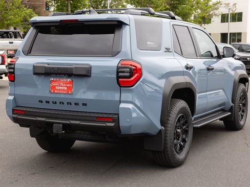 New 2026 Toyota 4Runner TRD Off-Road Premium AWD/4WD image 5