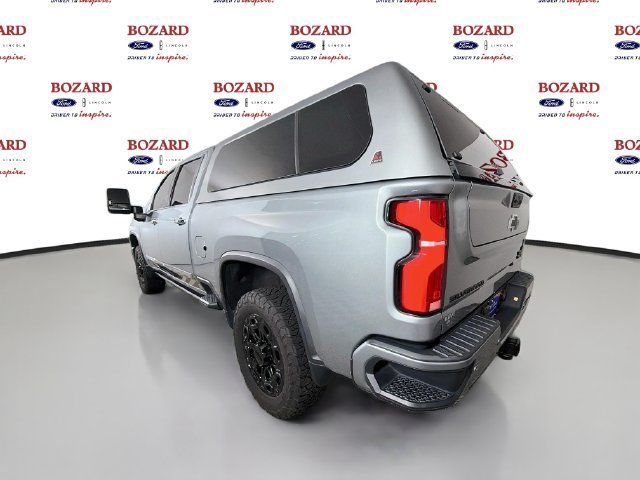 Used 2024 Chevrolet Silverado 2500 High Country w/ High Country Premium Package AWD/4WD image 6
