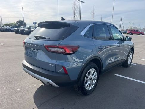 Used 2023 Ford Escape Active w/ Tech Pack #1 AWD/4WD image 5