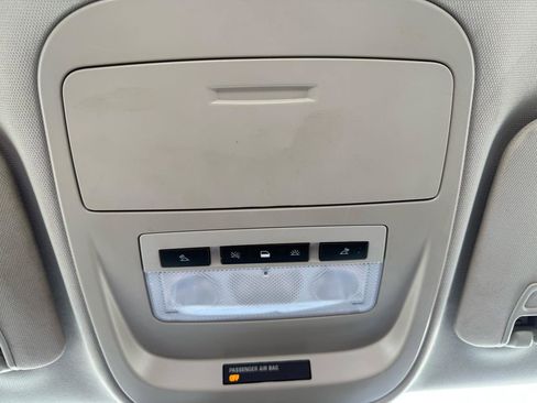 Used 2022 Chevrolet Colorado LT w/ Fleet Safety Package RWD image 29