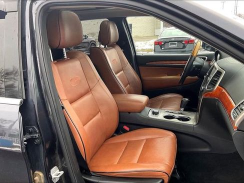 Used 2012 Jeep Grand Cherokee Overland w/ Mopar Chrome Edition Group image 7
