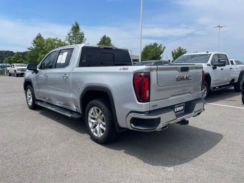 Used 2021 GMC Sierra 1500 SLT w/ SLT Premium Plus Package AWD/4WD image 5