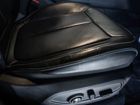 Certified 2023 Jeep Grand Cherokee Overland image 41